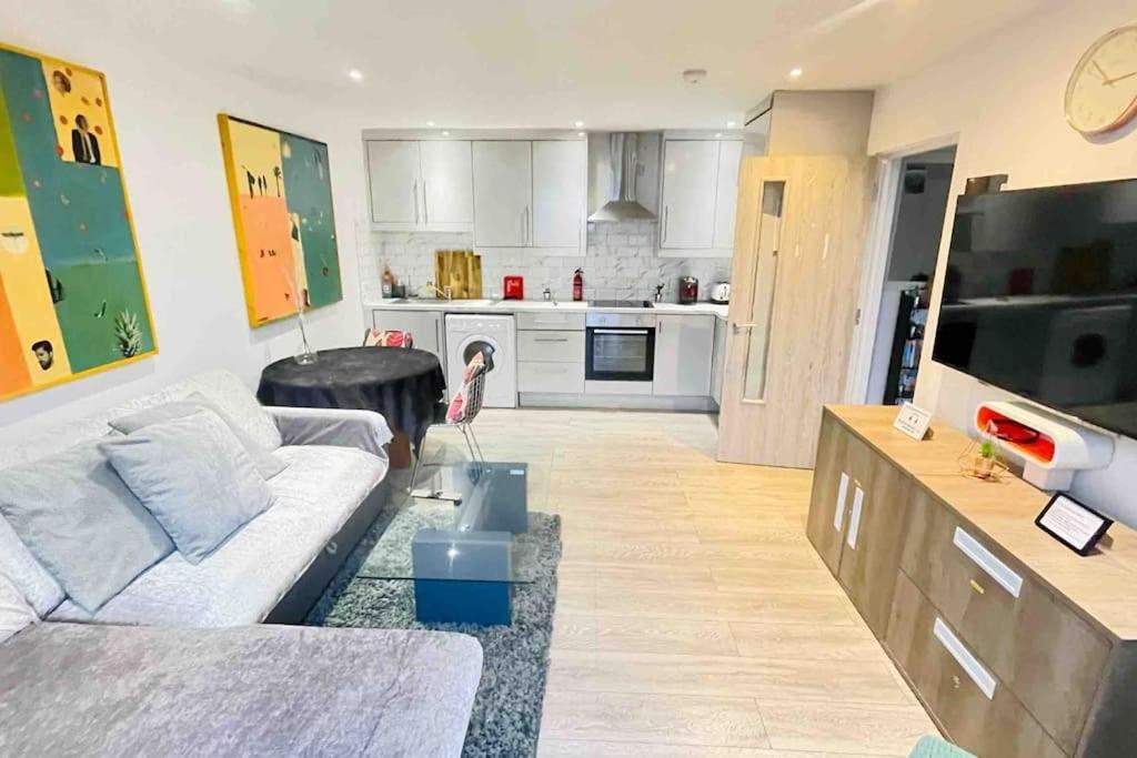 Brick Lane Living Quarters Apartment ลอนดอน ภายนอก รูปภาพ