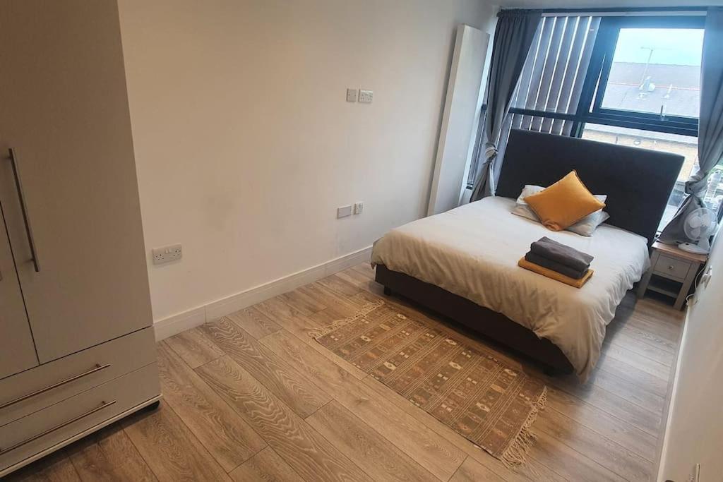 Brick Lane Living Quarters Apartment ลอนดอน ภายนอก รูปภาพ